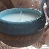 Blue candle holder with white wax - Vanilla scent - Image 3