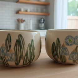 Weeping Gum sgraffito cup